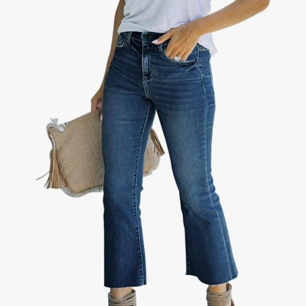 Women's High Waisted Crop Flare Jeans Size 8 - Picture 3 of 6